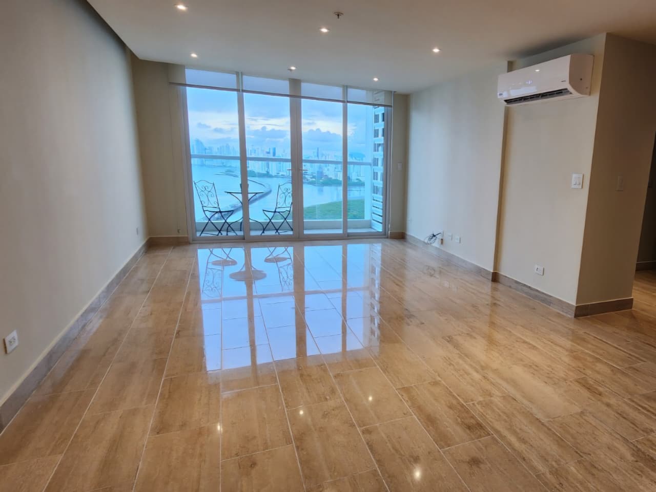 Alquiler de Apartamento en PH The Regent, Costa del Este