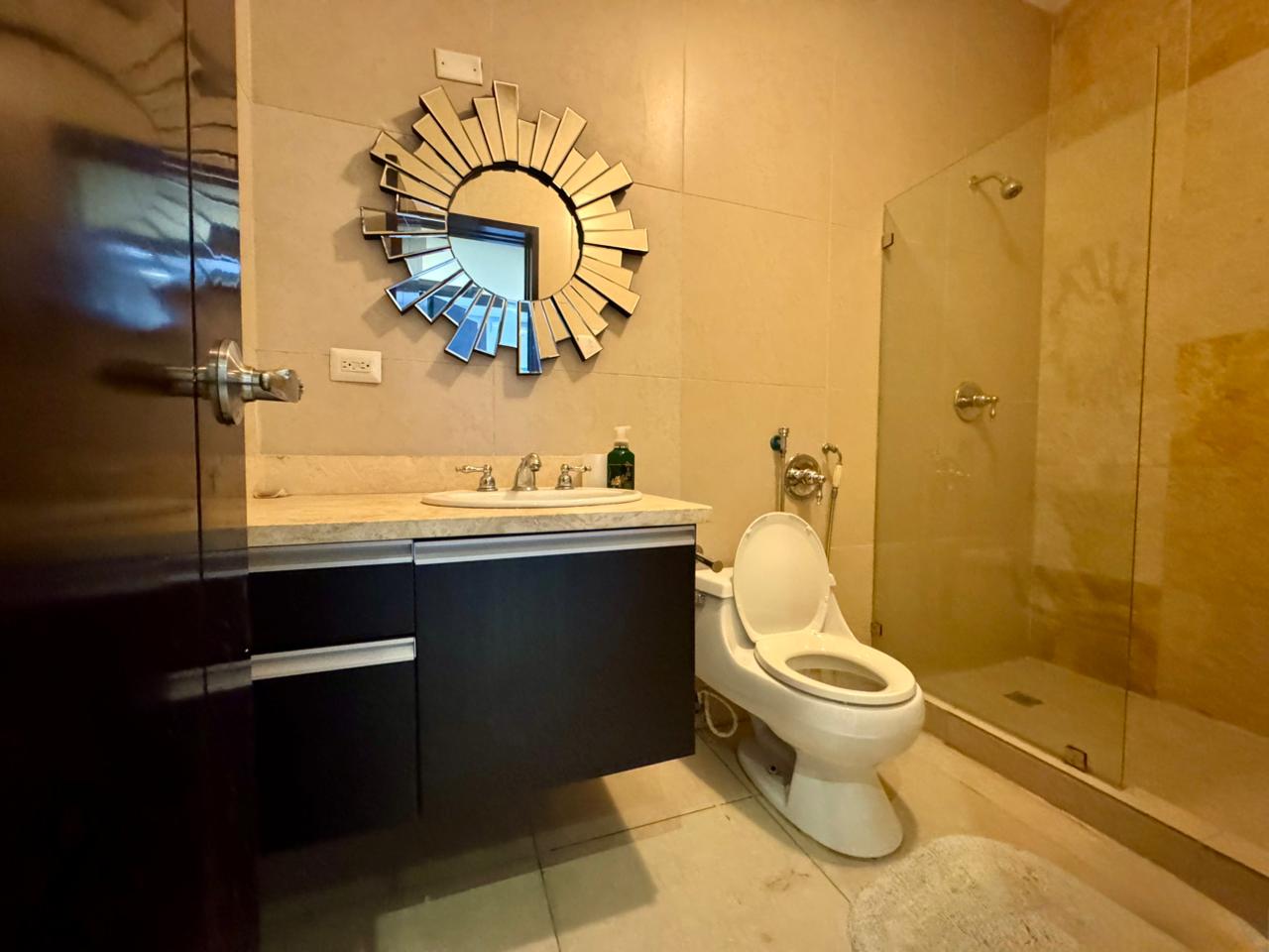 Venta de Apartamento en el PH The Rivage Tower, Avenida Balboa