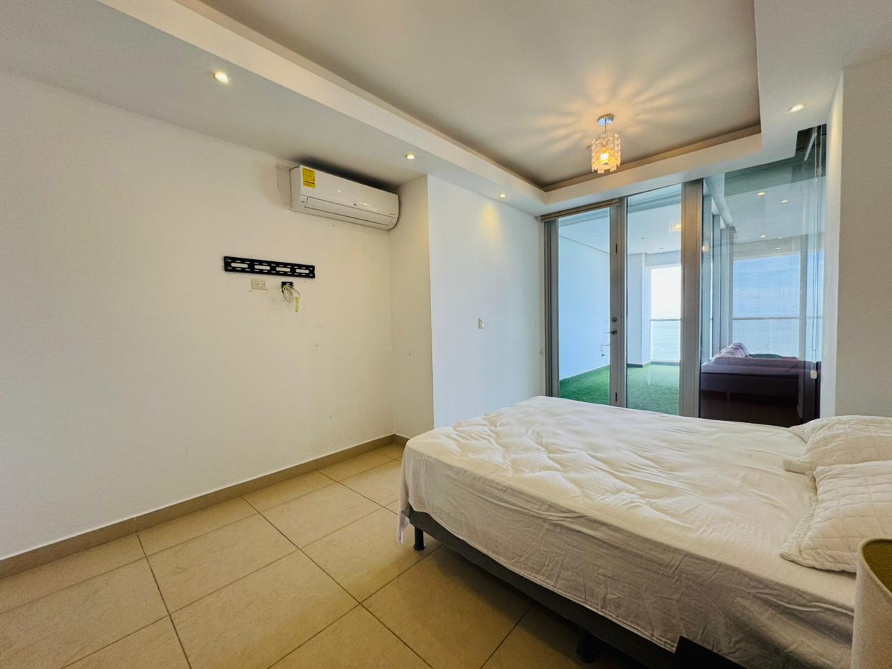 Venta de Apartamento en el PH The Rivage Tower, Avenida Balboa