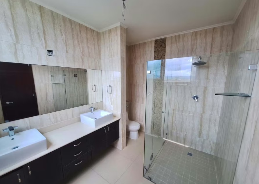 Venta de Apartamento en PH Breeze, Costa del Este