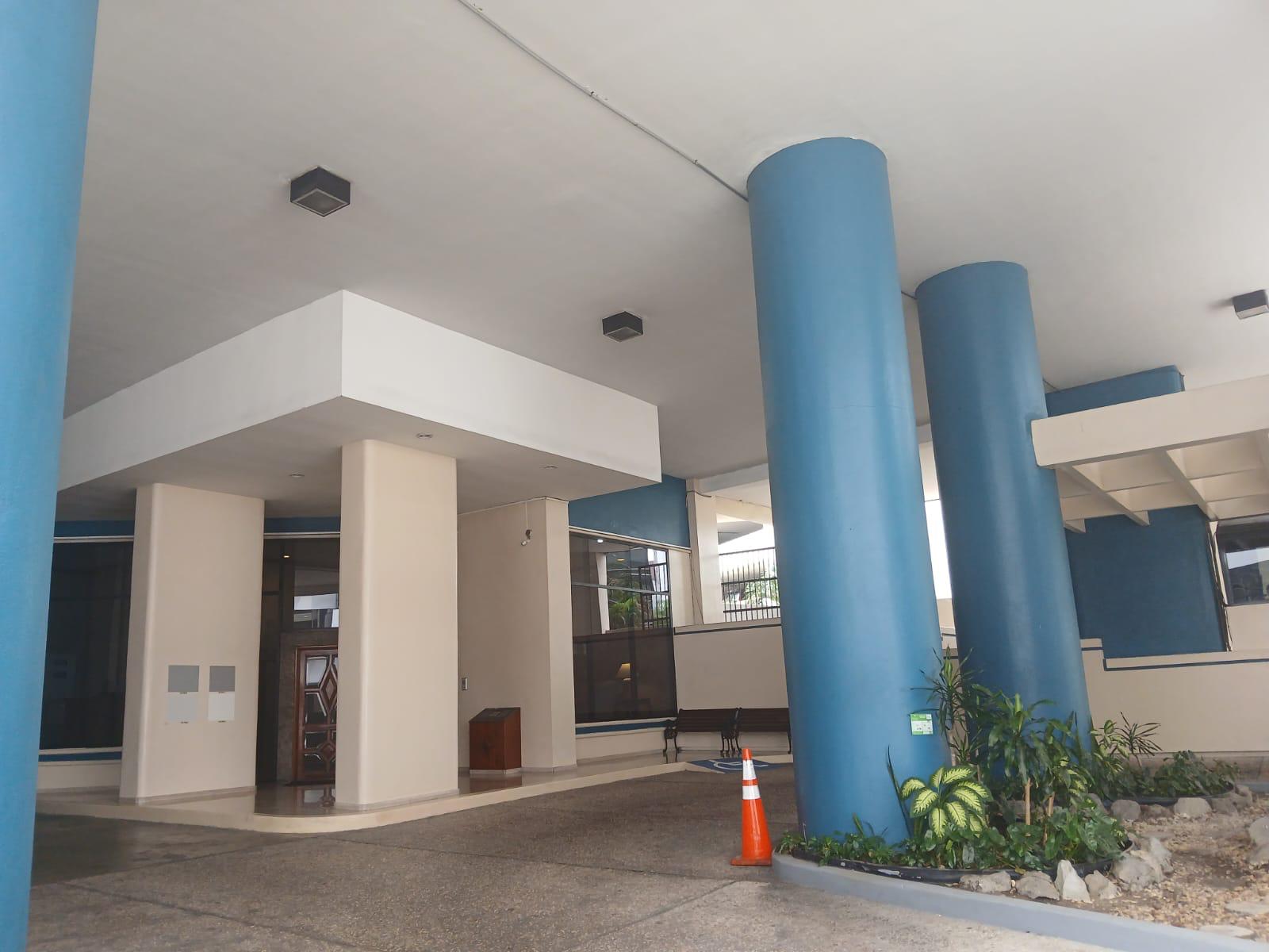 Venta de Apartamento en PH Costa del Mar, Avenida Balboa