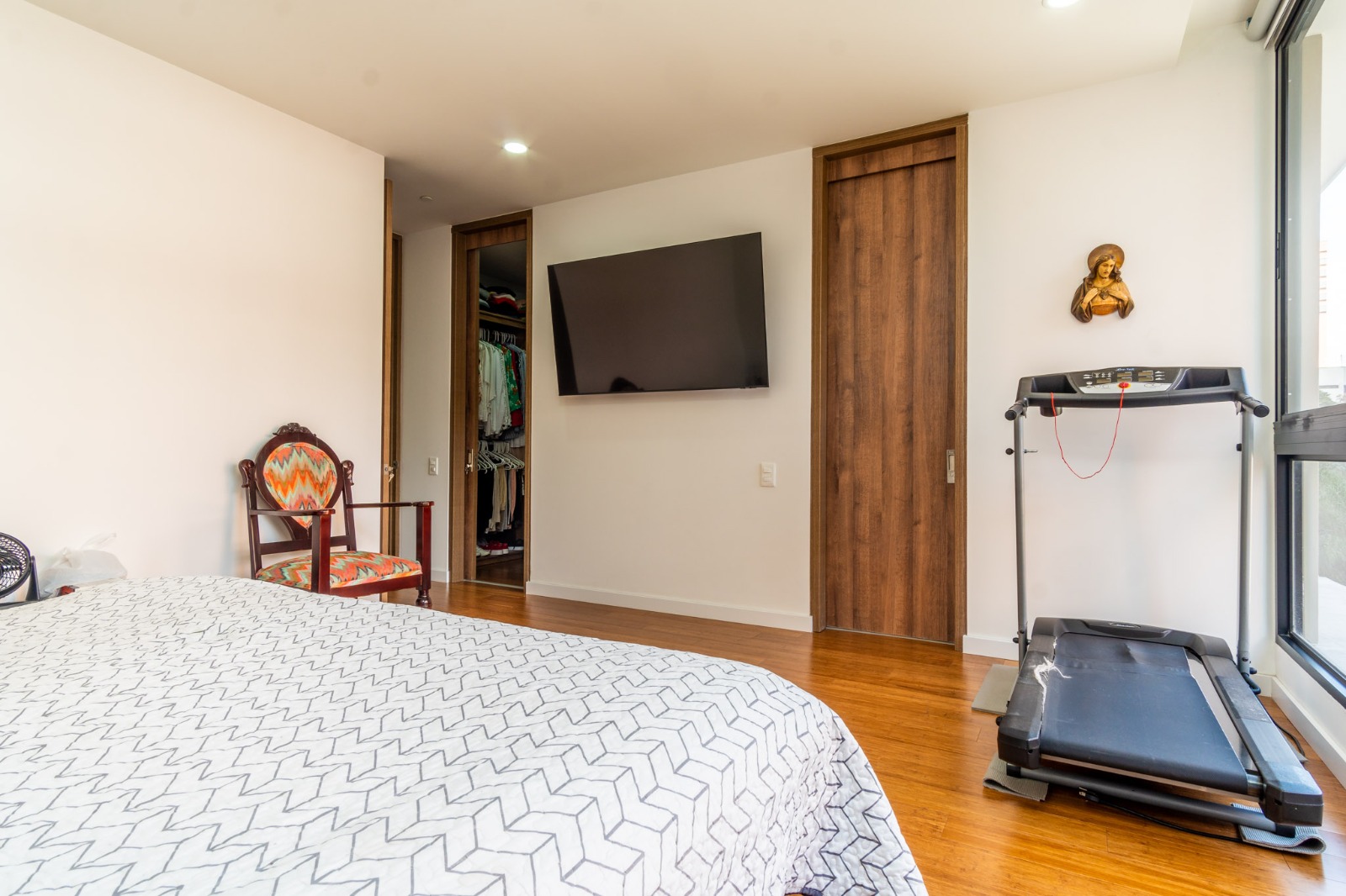 VENDO APARTAMENTO EL POBLADO SANTA MARIA DE LOS ANGELES