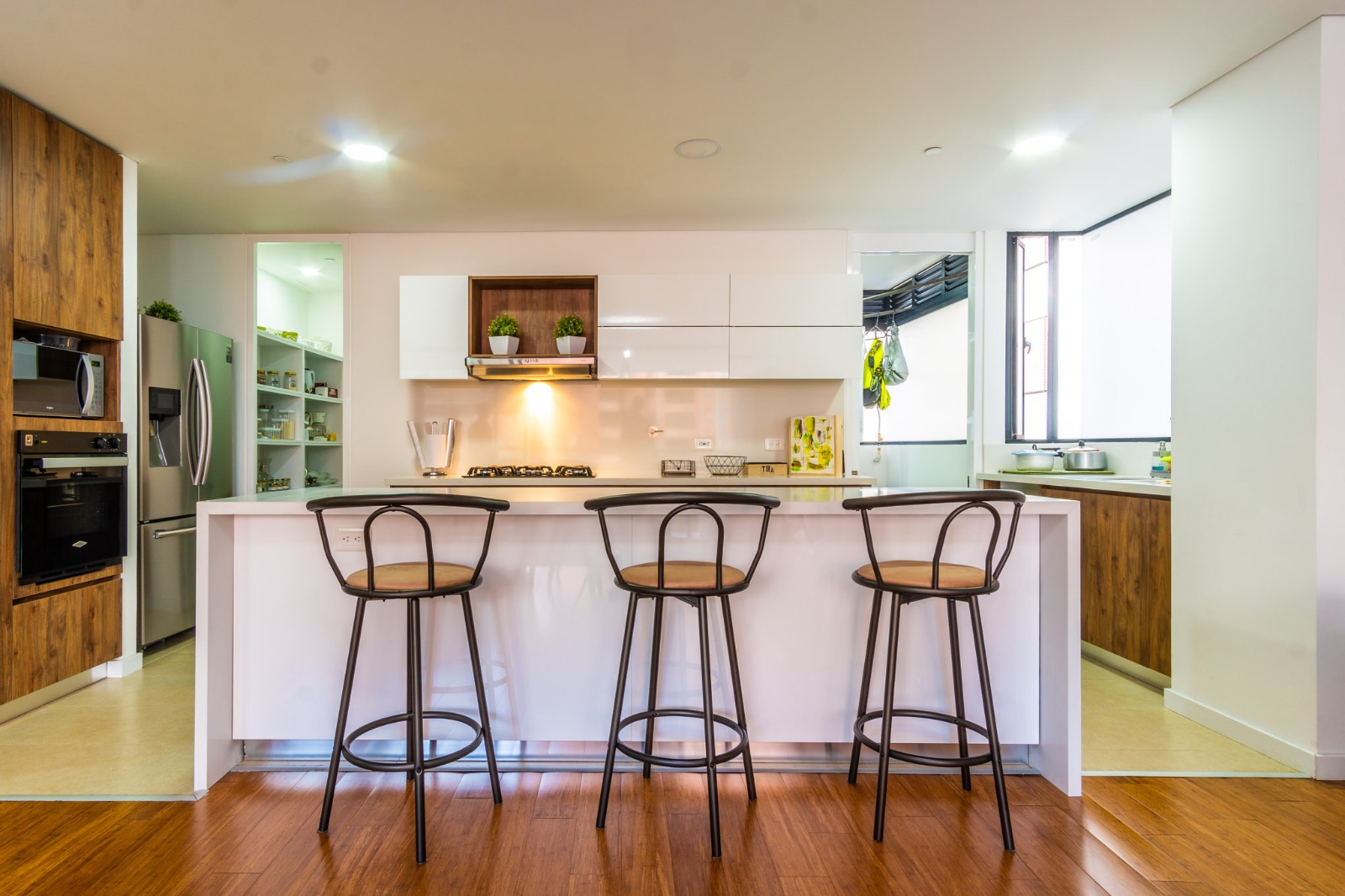 VENDO APARTAMENTO EL POBLADO SANTA MARIA DE LOS ANGELES