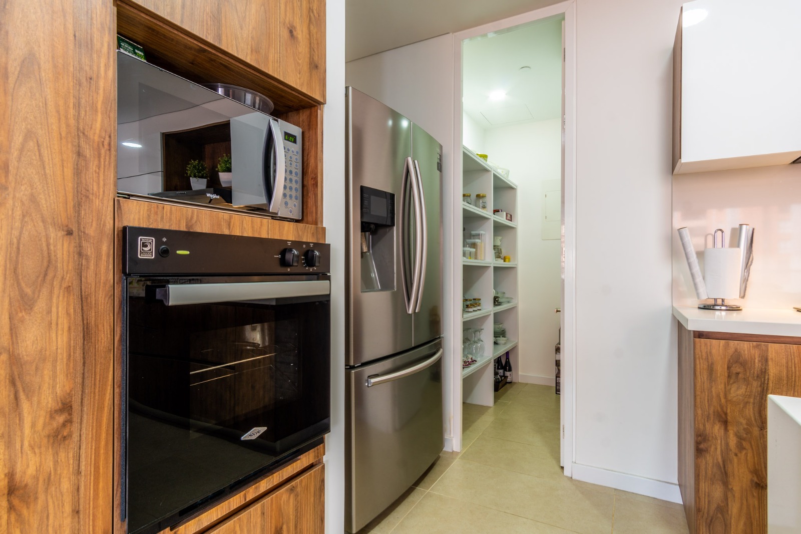 VENDO APARTAMENTO EL POBLADO SANTA MARIA DE LOS ANGELES