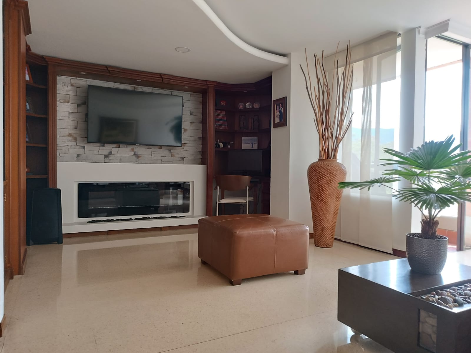 VENDO APARTAMENTO TESORO POBLADO