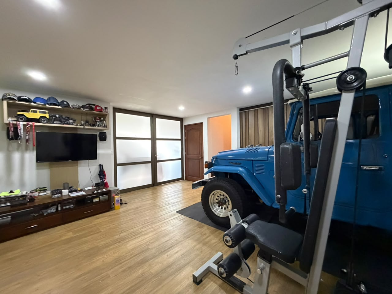 VENTA ESPECTACULAR CASA EN ALTOS DEL POBLADO