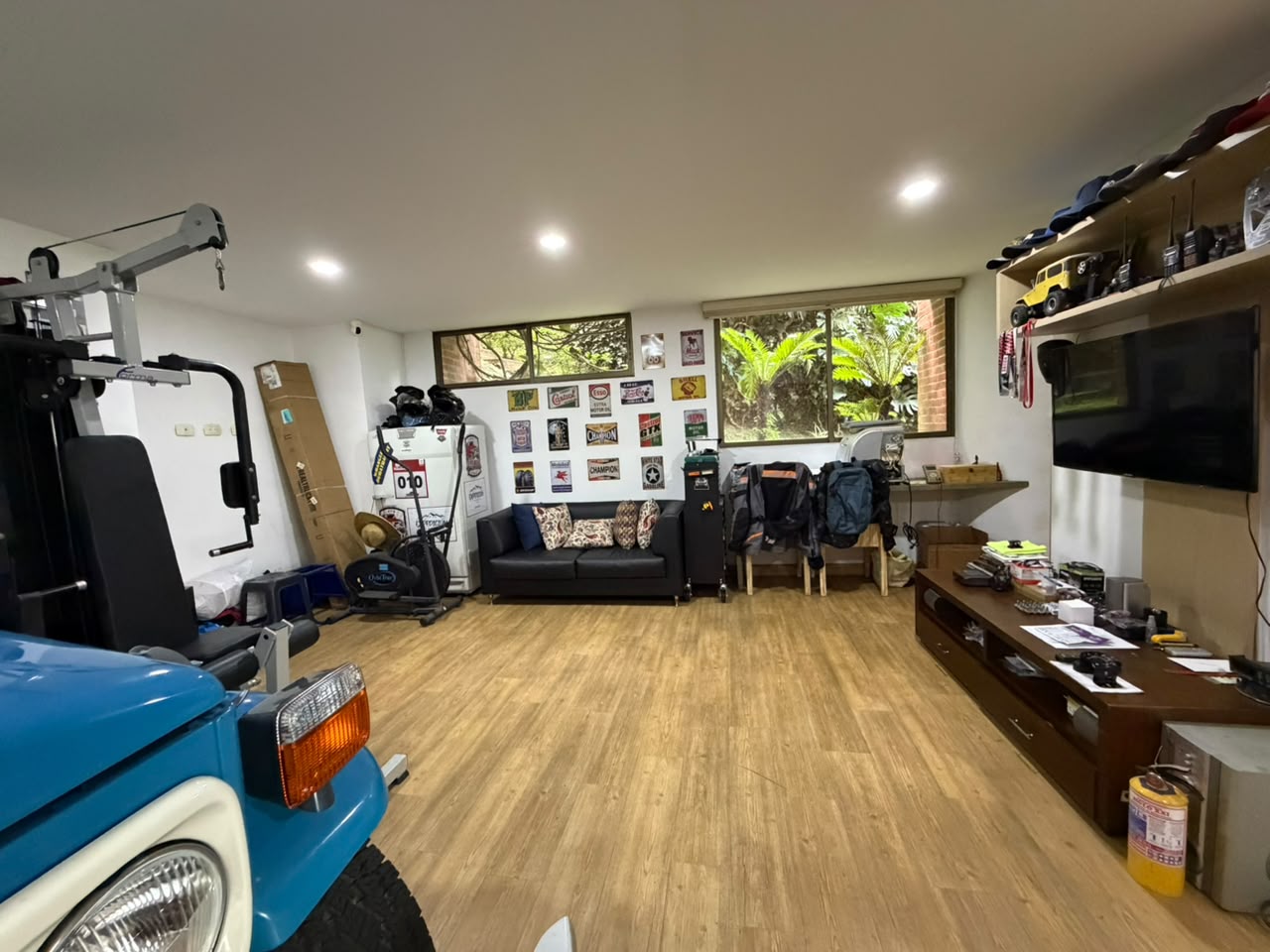 VENTA ESPECTACULAR CASA EN ALTOS DEL POBLADO