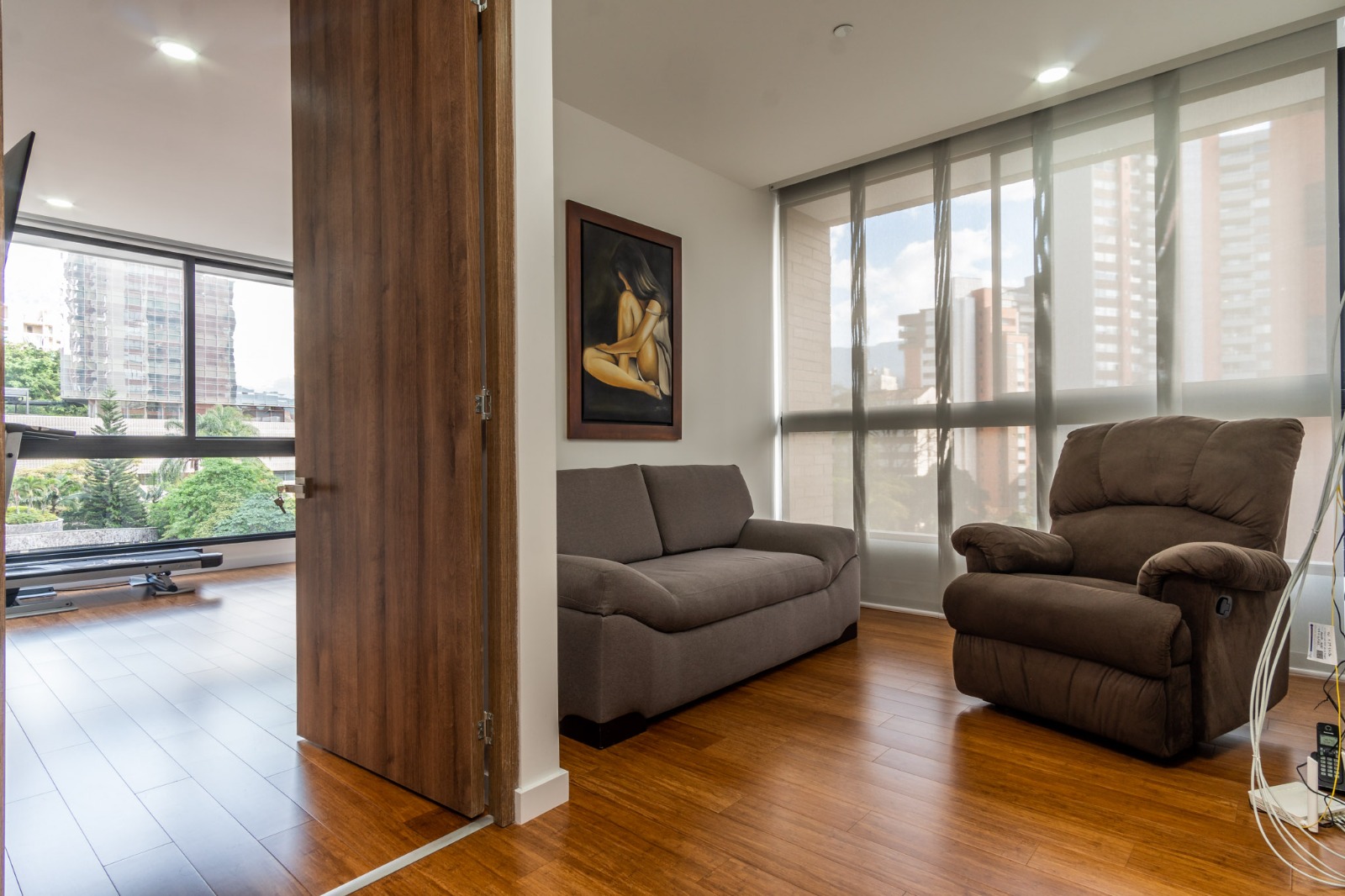 VENDO APARTAMENTO EL POBLADO SANTA MARIA DE LOS ANGELES