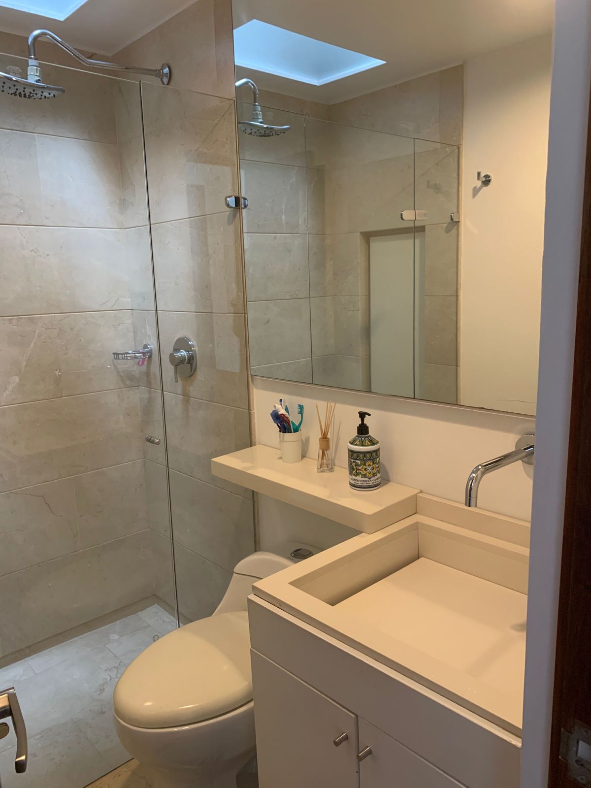 Casa en alquiler en el poblado por san lucas