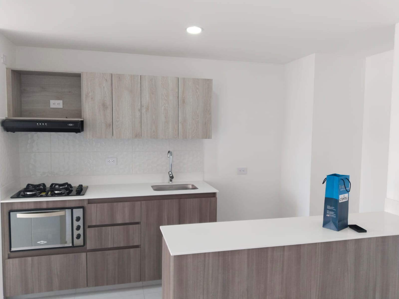 Apartamento para alquiler por san diego 64 metros