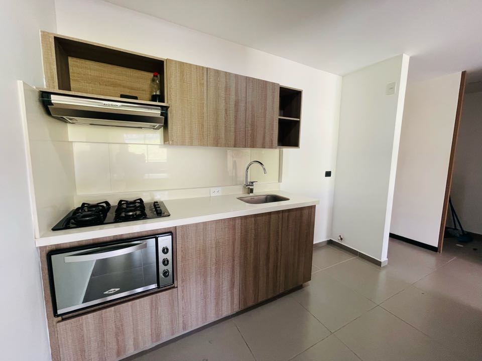 Apartamento para alquiler en el escobero 80 metros