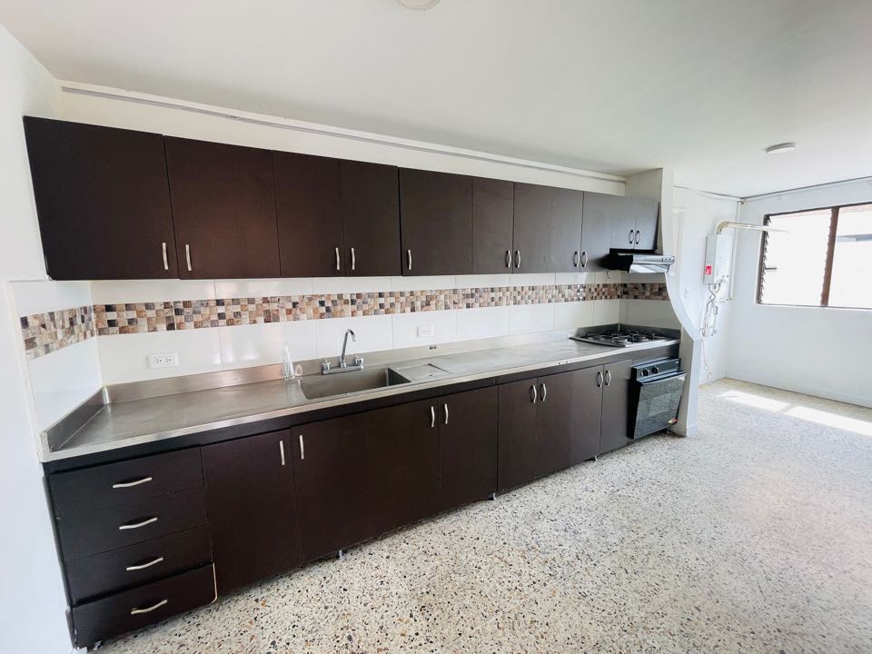 Apartamento para alquiler palmas 200 metros