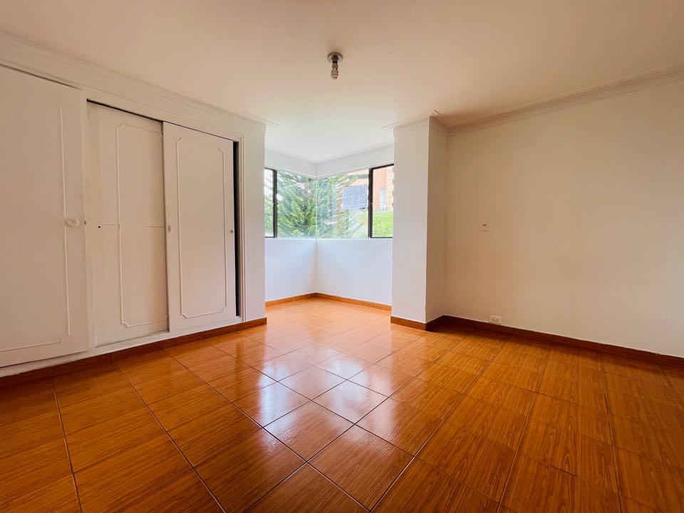 Apartamento para alquiler palmas 200 metros