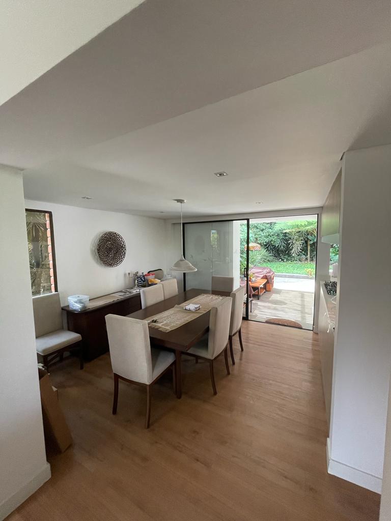 Casa en alquiler por el Colegio marymount