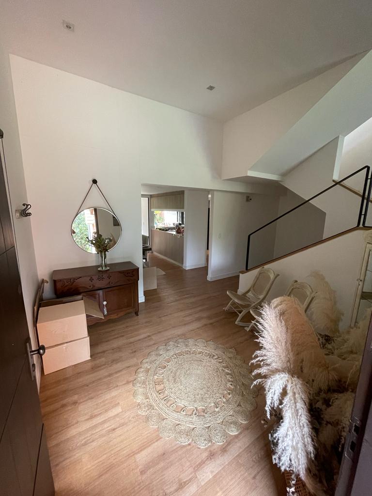 Casa en alquiler por el Colegio marymount