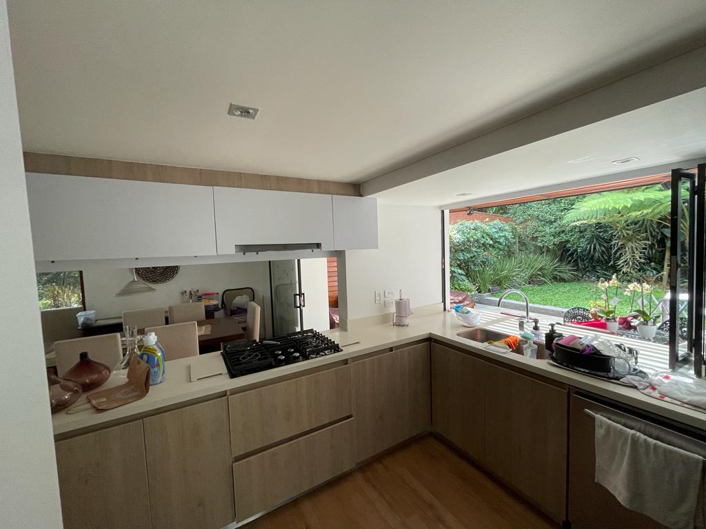 Casa en alquiler por el Colegio marymount