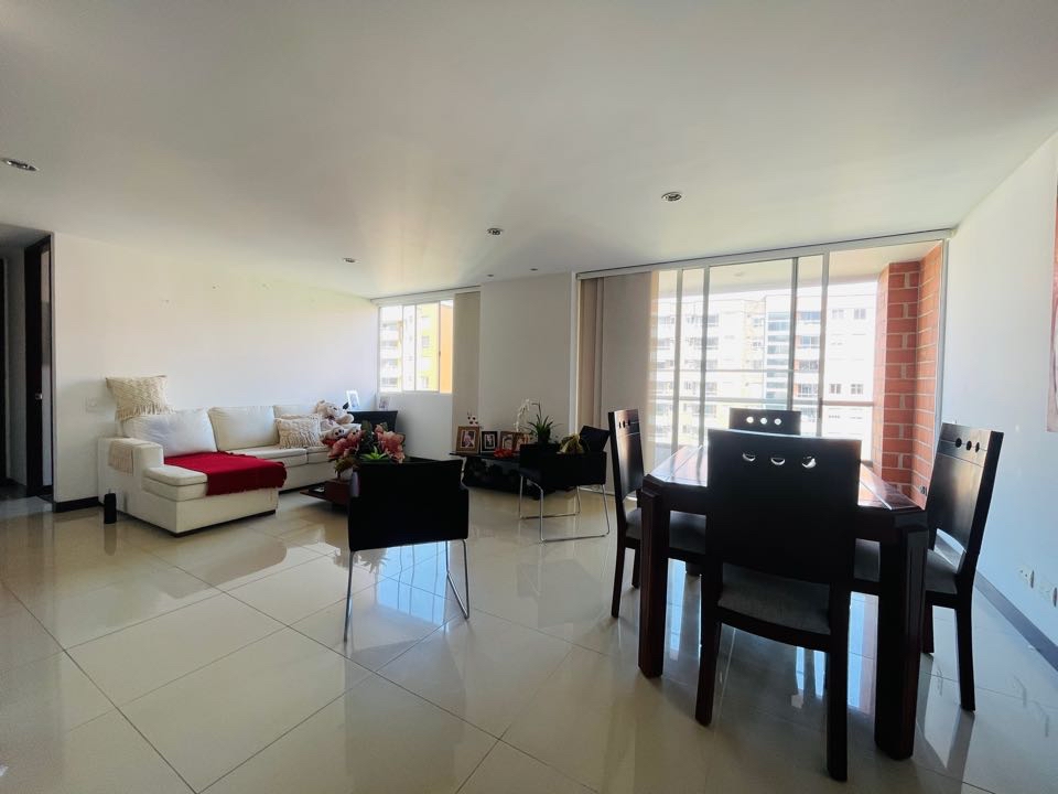 Apartamento en alquiler en la loma del esmeraldal