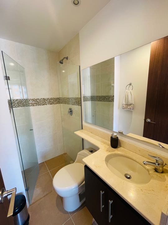 Apartamento en alquiler en la loma del esmeraldal