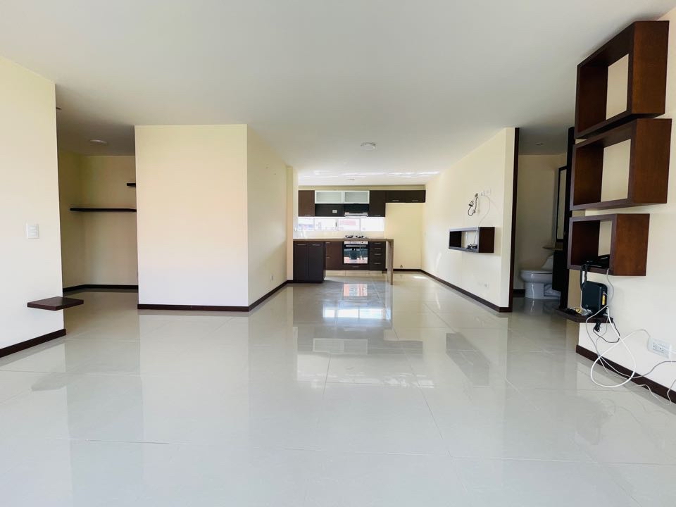 Apartamento para alquiler en la inferior