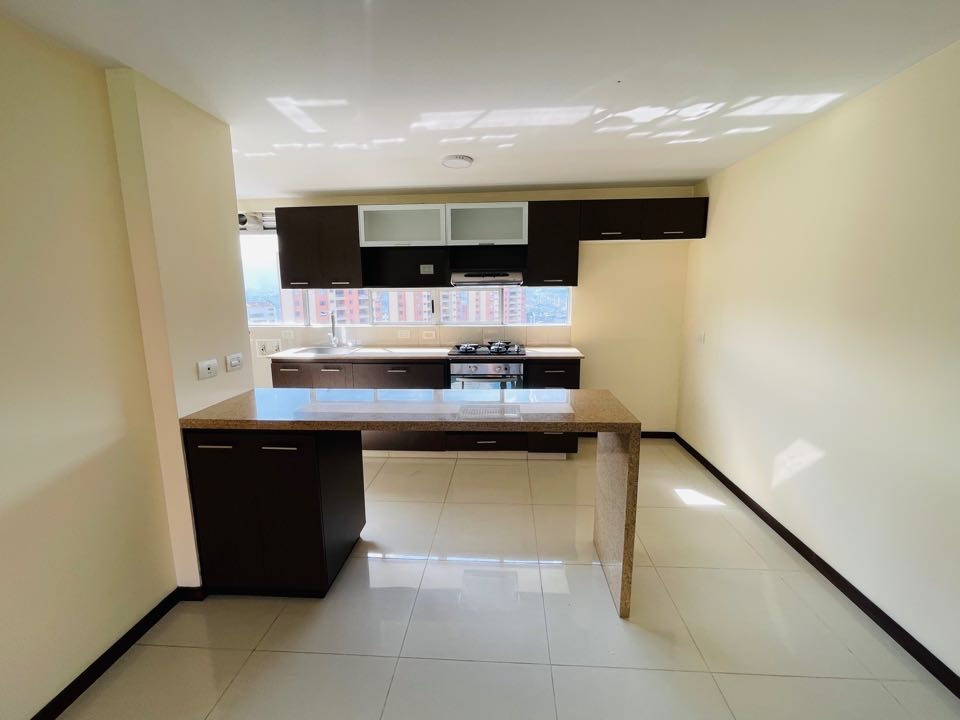 Apartamento para alquiler en la inferior