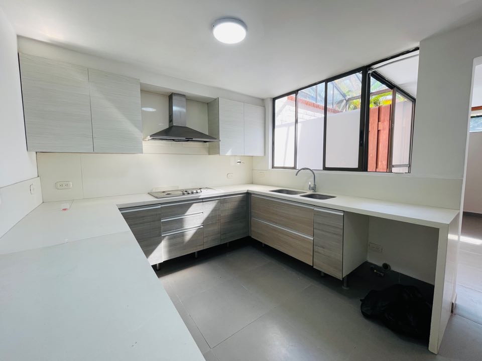 Casa en el poblado para la venta o alquiler