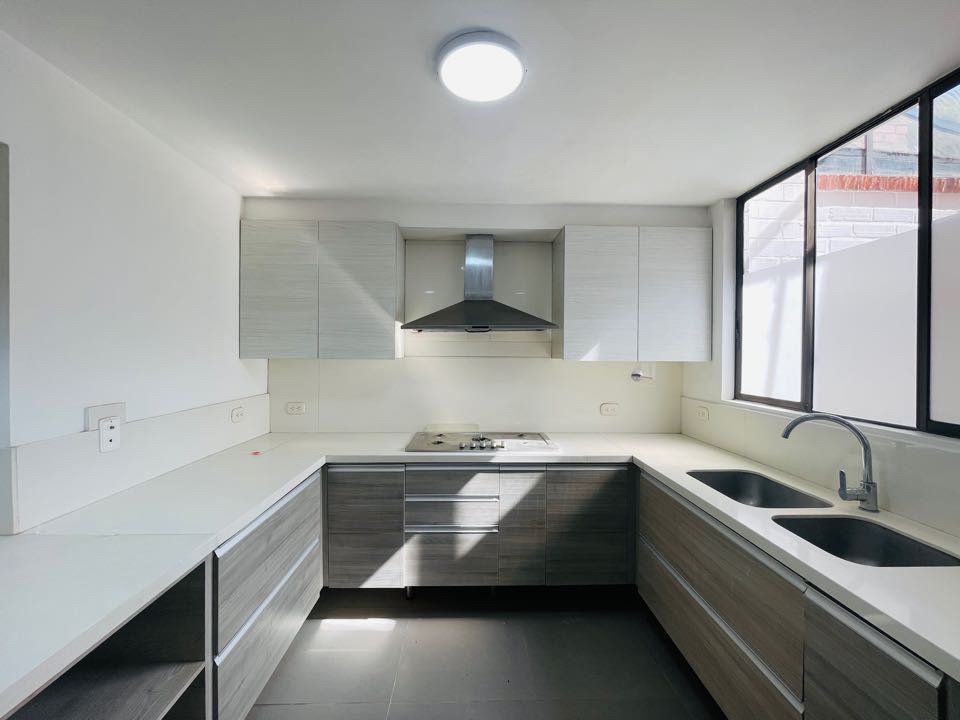 Casa en el poblado para la venta o alquiler