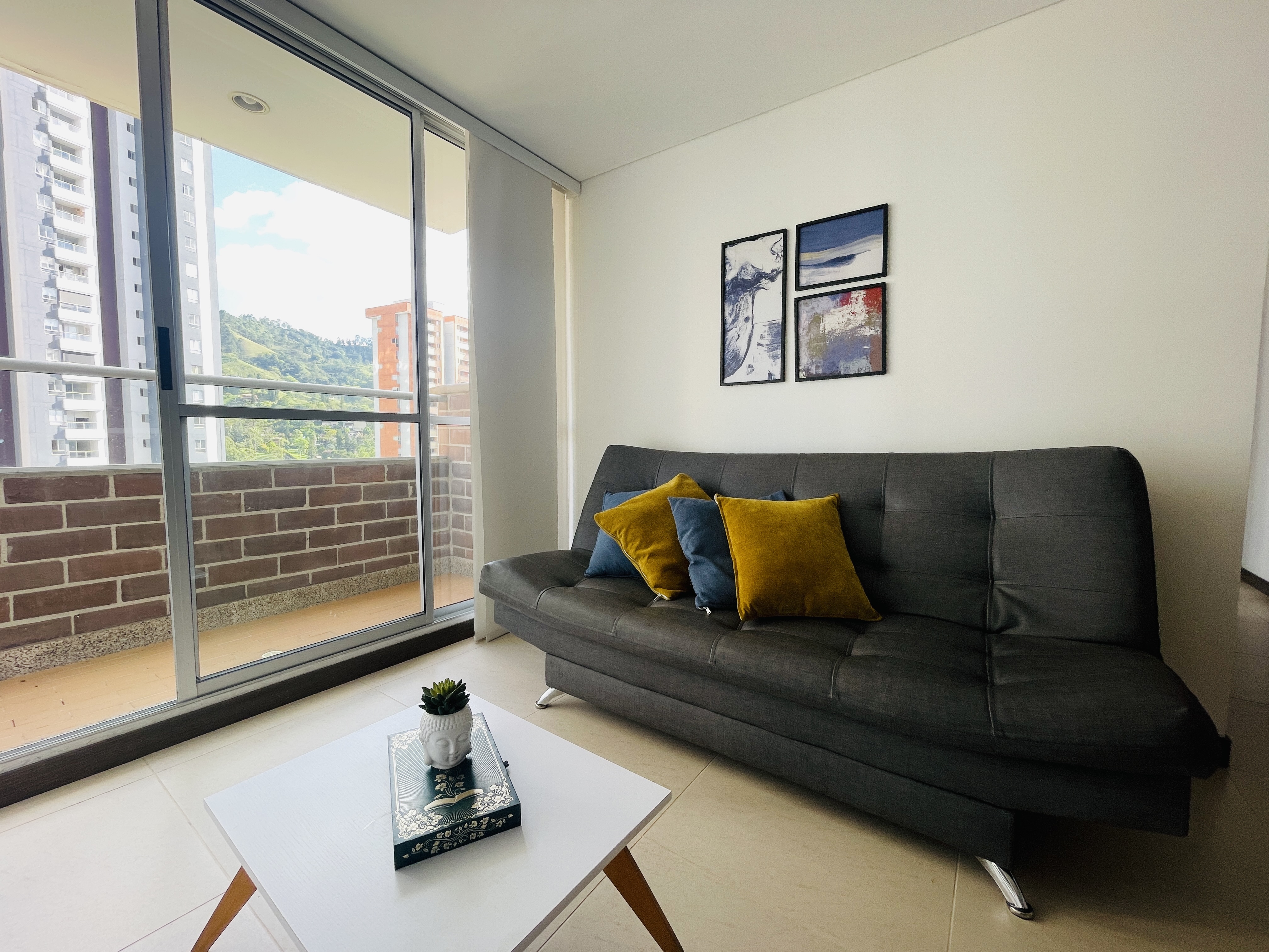 Apartamento para la venta o arriendo en Sabaneta