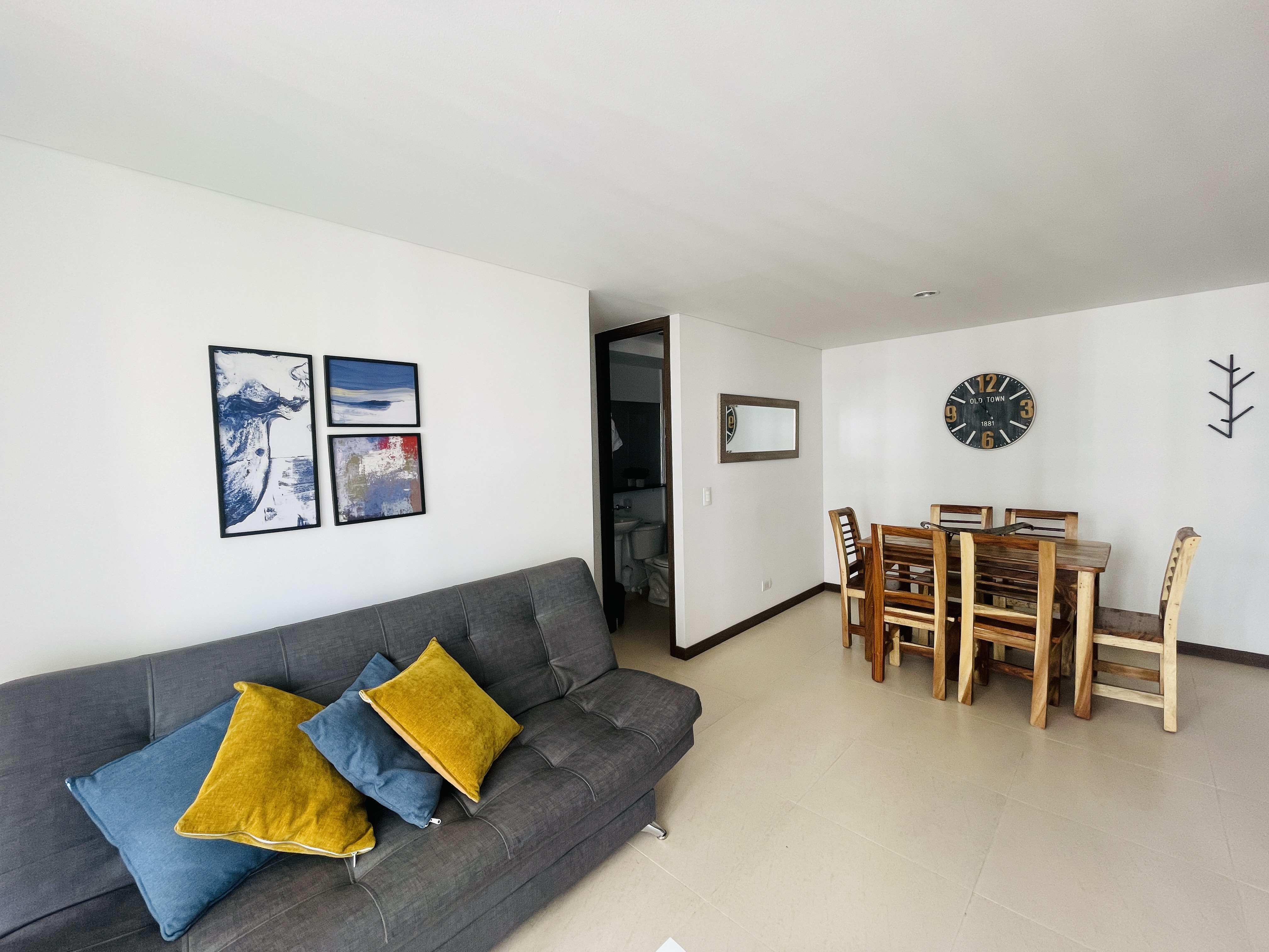 Apartamento para la venta o arriendo en Sabaneta