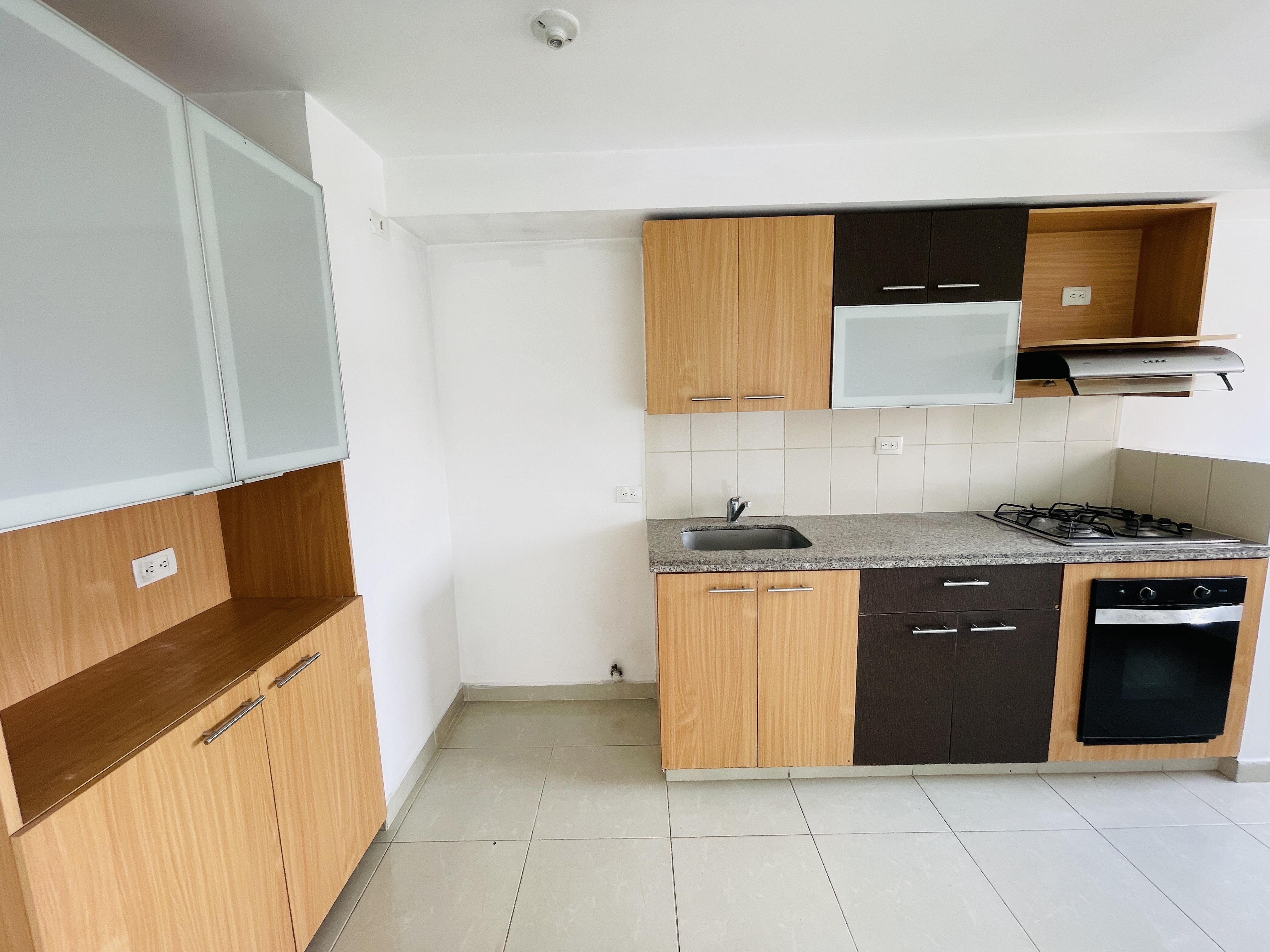 Apartamento para alquilar en sabaneta sector el Carmelo