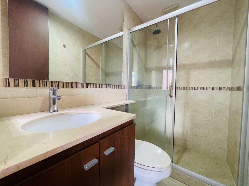 Excelente apartamento para arriendo en san Lucas