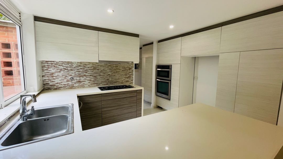 Excelente casa para alquiler en Envigado