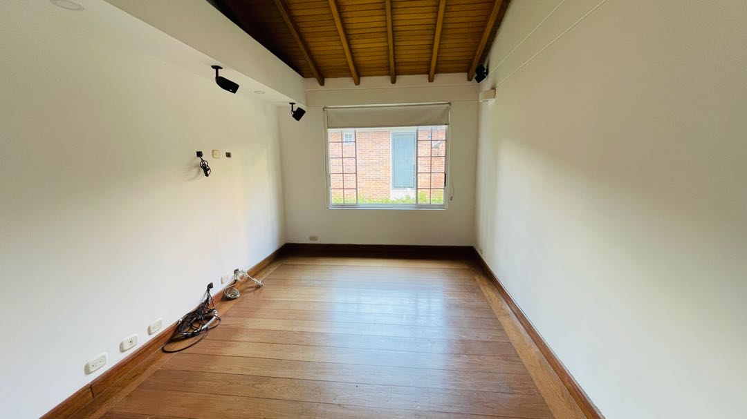 Excelente casa para alquiler en Envigado