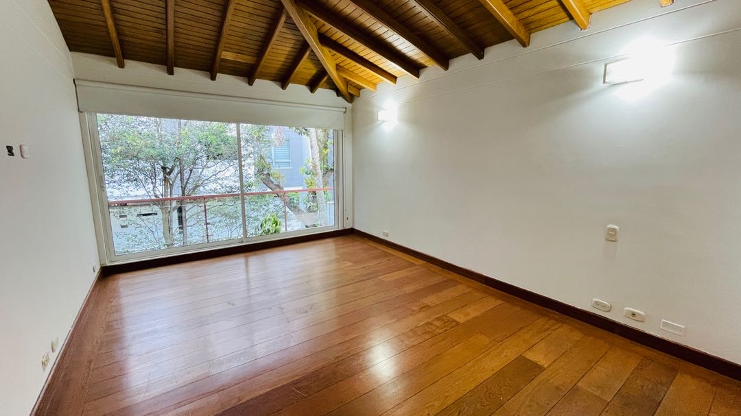 Excelente casa para alquiler en Envigado