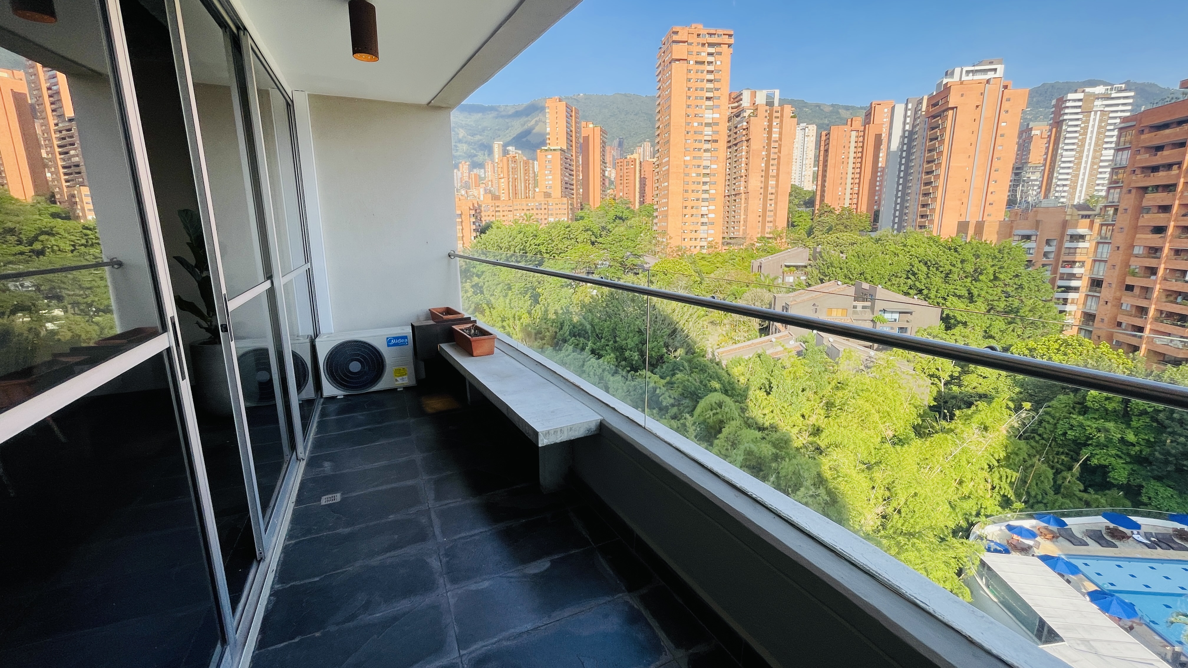 Apartamento a la venta en milla de oro