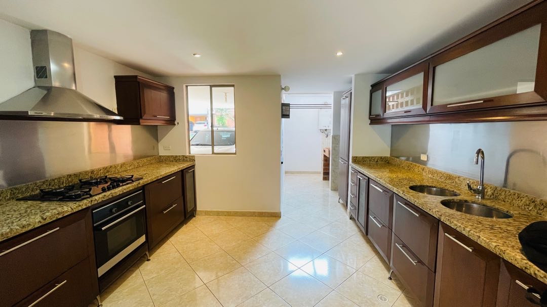 Casa para la venta o arriendo en envigado