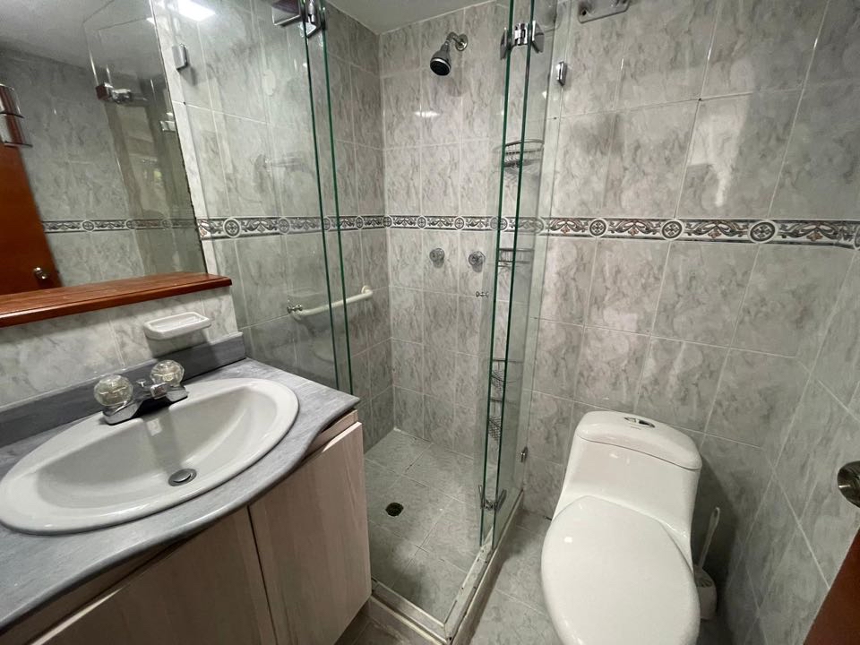 Apartamento a la venta en la loma del indio