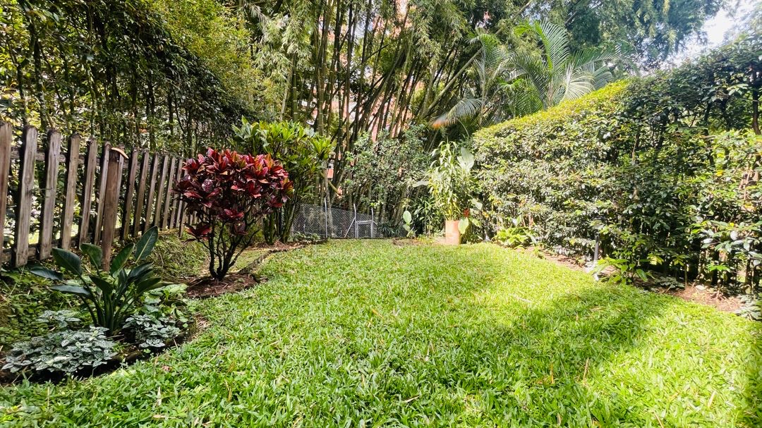 Casa en arriendo o a la venta en la intermedia