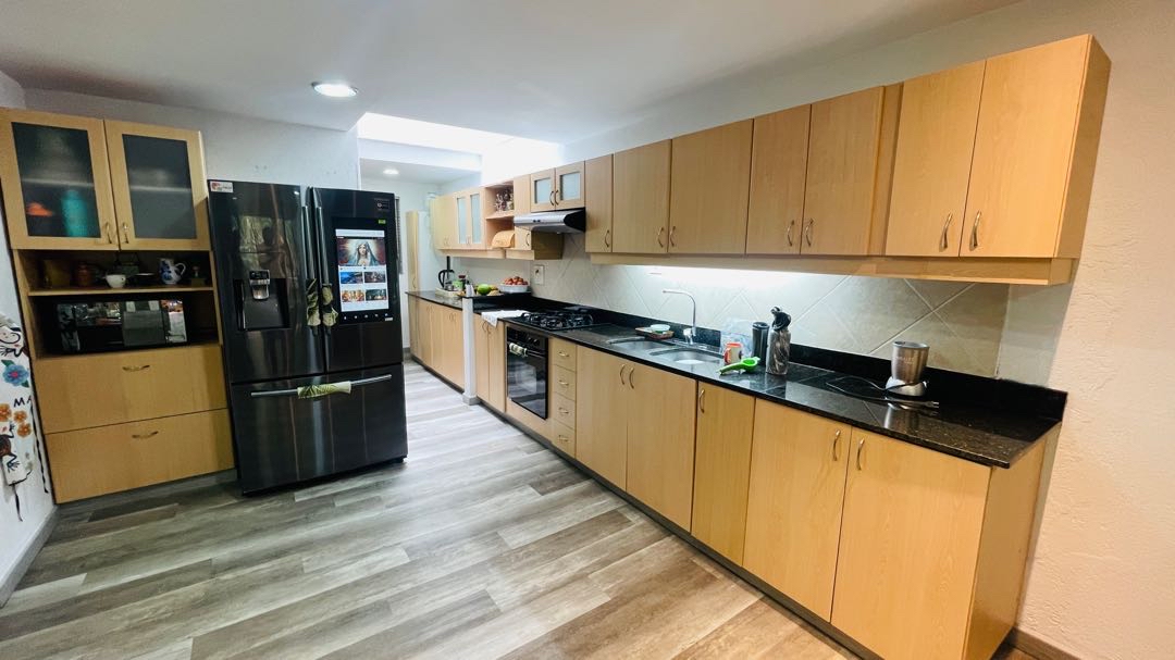 Casa en arriendo o a la venta en la intermedia