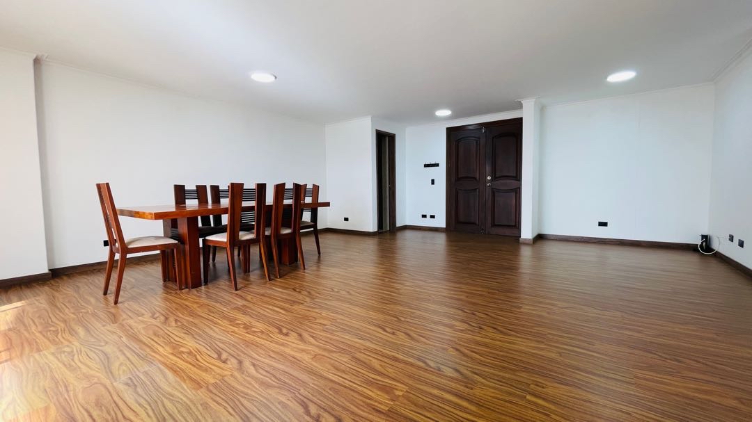 Apartamento en arriendo en la intermedia