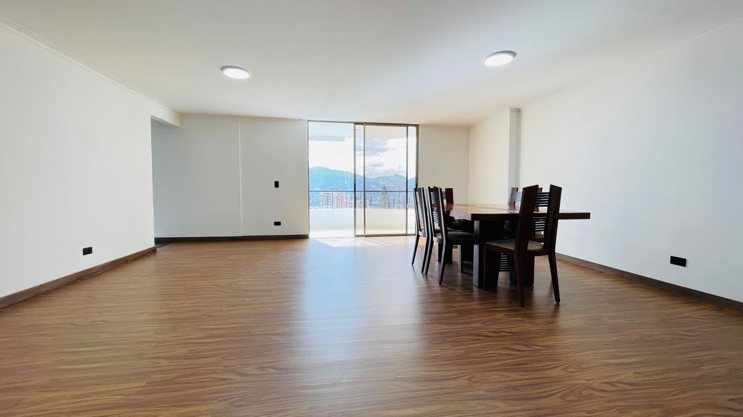 Apartamento en arriendo en la intermedia