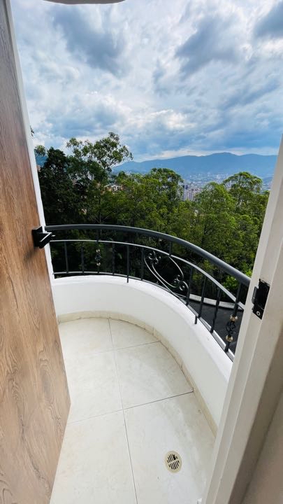 Apartamento en arriendo en la intermedia