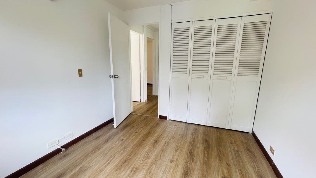 Apartamento en arriendo cerca al tesoro