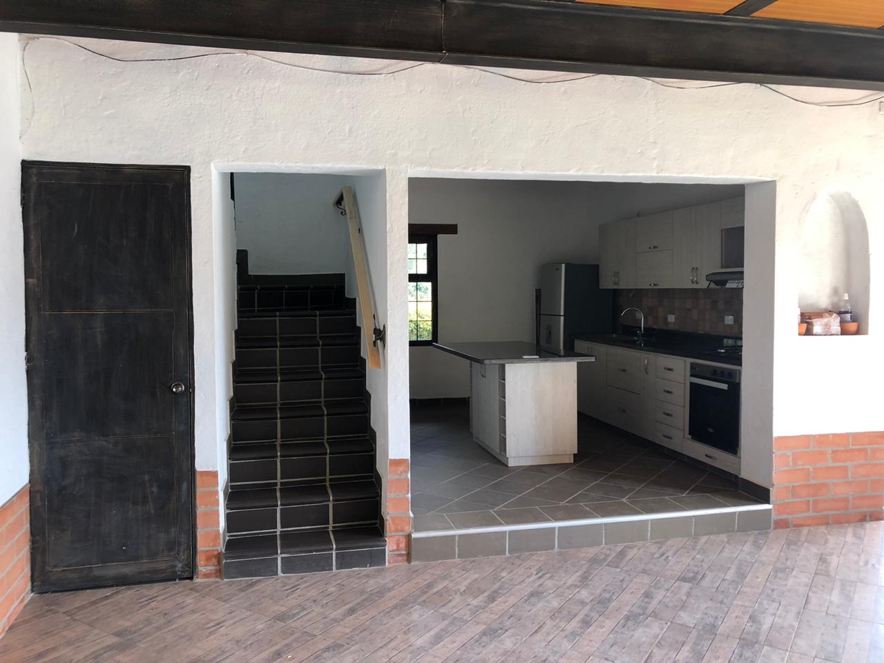 VENCAMBIO FINCA DE RECREO CASA DUPLEX  EN EL RETIRO ANTIOQUIA.