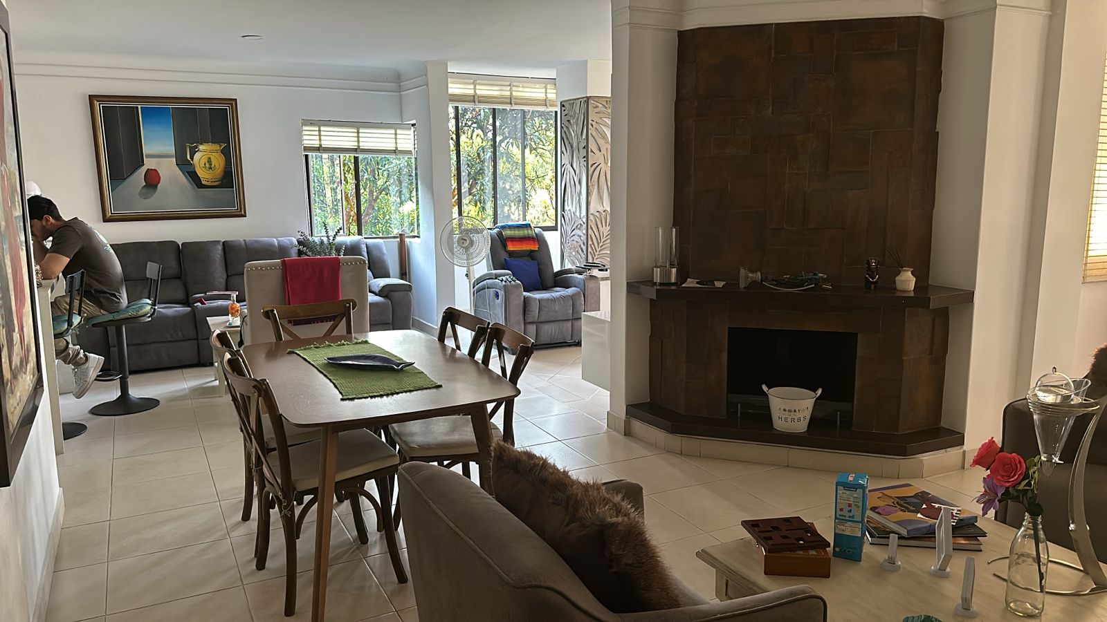 VENTA  APARTAMENTO DUPLEX CERCA AL MALL SAN LUCAS.