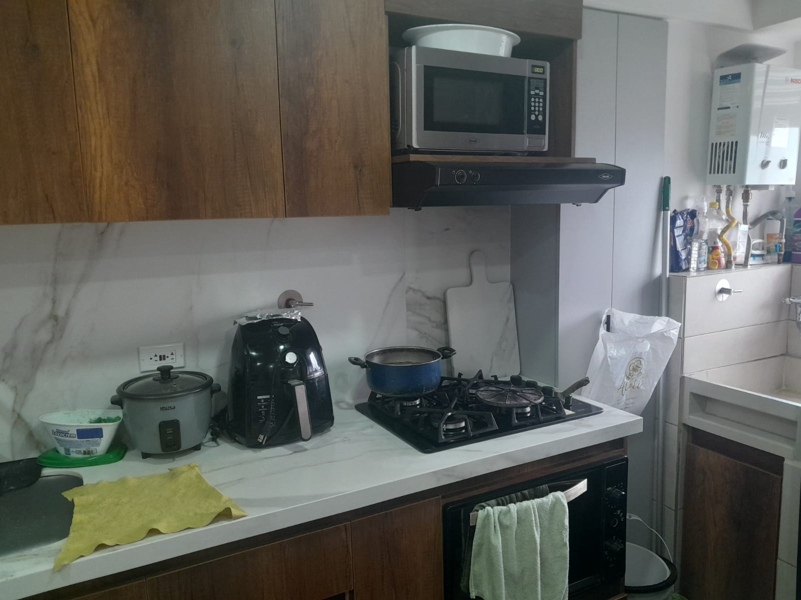 VENTA  APARTAMENTO REFORMADO FULL ACABADOS RODEO ALTO.