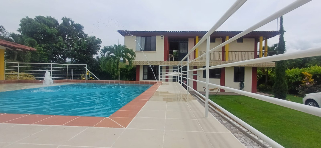 Imagen de CASA EN VENTA 
