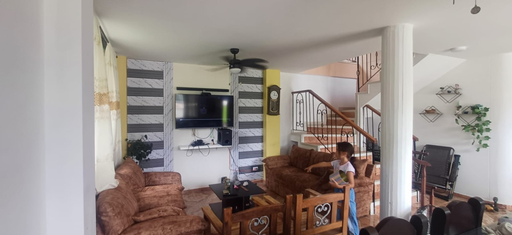 Imagen de CASA EN VENTA 