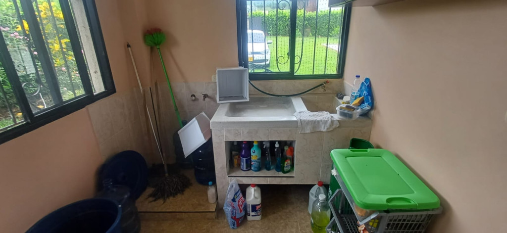 Imagen de CASA EN VENTA 