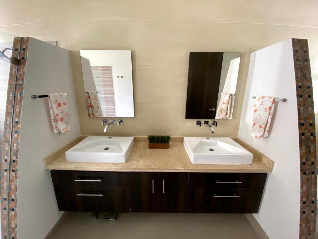 Imagen de CASA CAMPESTRE EN VENTA 