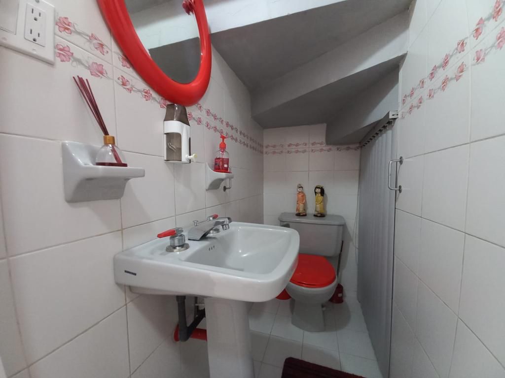 Imagen de CASA EN VENTA 